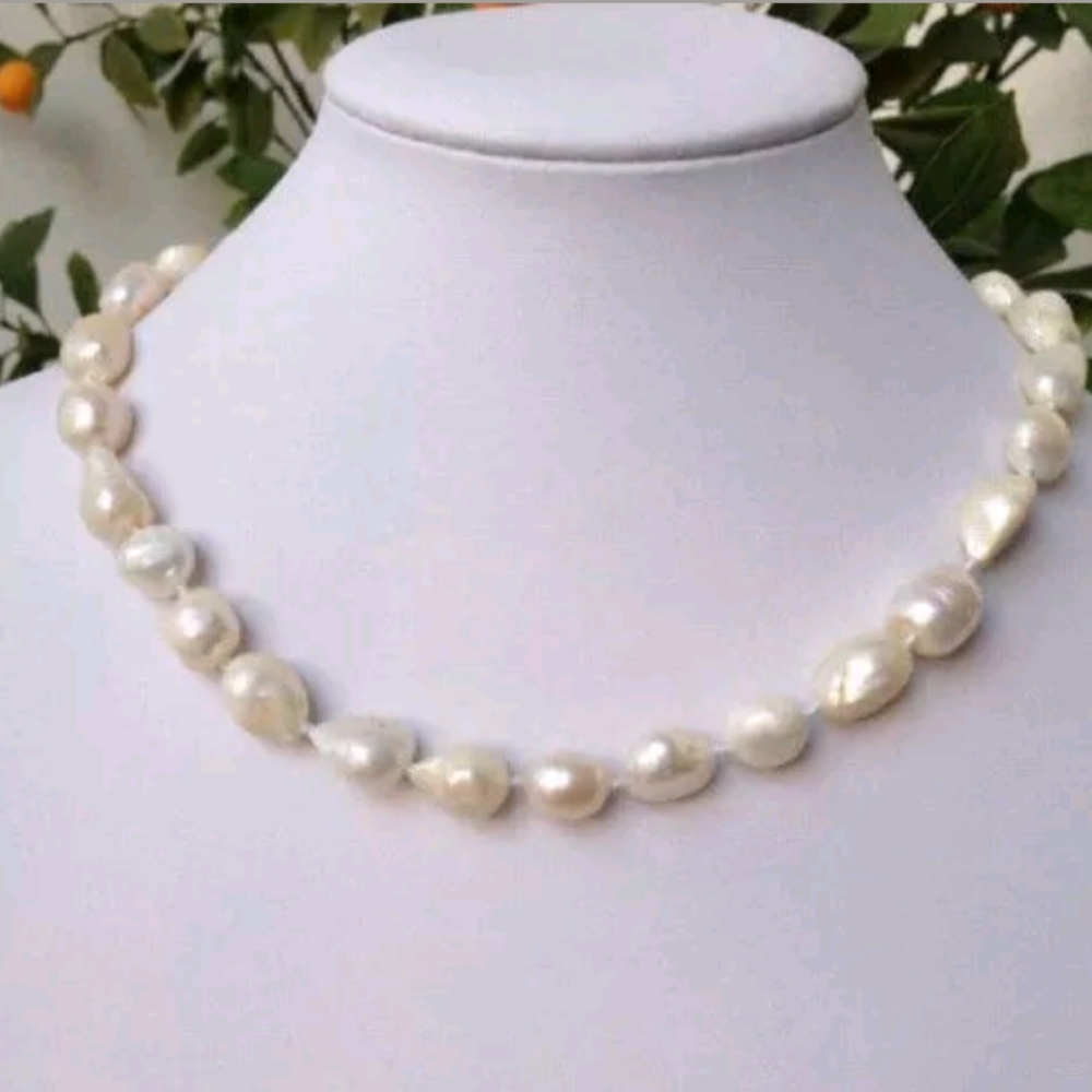 Natural Off White Glow 18" Baroque Pearl Necklace
